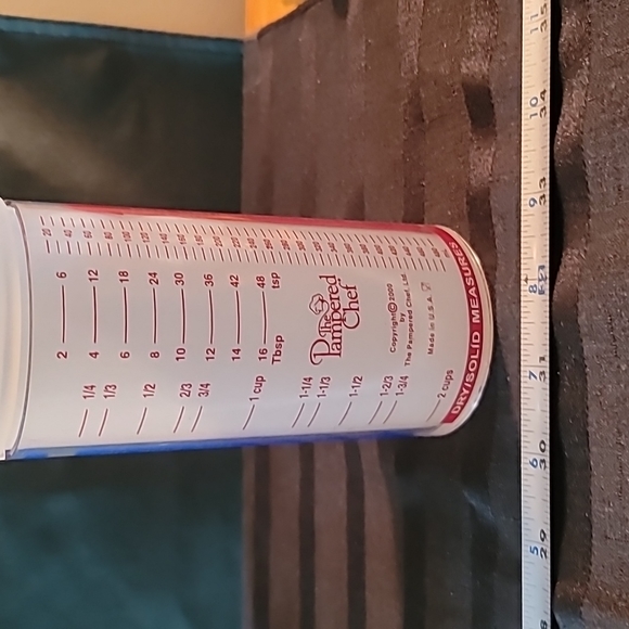 2 measuring cups LG multi-measurement liquid and dry solids EUC Gently loved - Picture 7 of 11